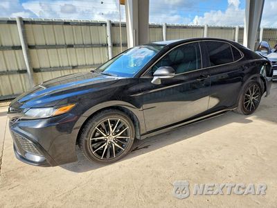 2024 TOYOTA CAMRY SE 4T1T11AK1RU920088 - główne zdjęcie licytacji z USA - miniatura