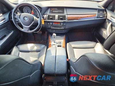 Zdjęcie 8 z 13 samochodu: 2012 BMW X5 XDRIVE50I VIN:5UXZV8C54CL422627 - miniatura