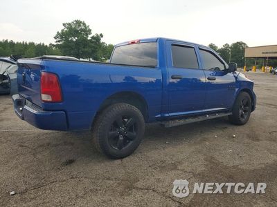 Trzecie zdjęcie samochodu z tyłu: 2018 RAM 1500 ST VIN:1C6RR6KG9JS285577 - miniatura