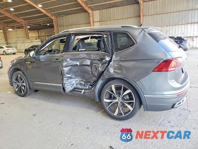 Drugie zdjęcie samochodu z przodu: 2024 VOLKSWAGEN TIGUAN SEL R-LINE BLACK VIN:3VV4B7AX3RM084486 - miniatura