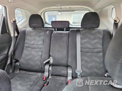 Zdjęcie 10 z 13 samochodu: 2016 NISSAN ROGUE S VIN:5N1AT2MV8GC791153 - miniatura