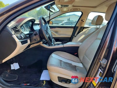 Zdjęcie 7 z 12 samochodu: 2013 BMW 528 XI VIN:WBAXH5C52DDW13194 - miniatura