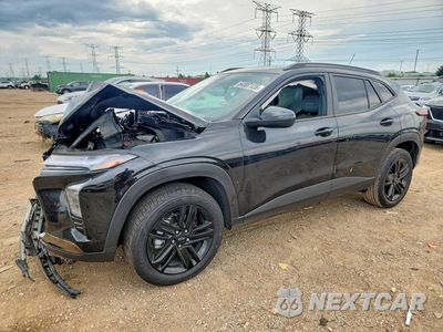 2025 CHEVROLET TRAX ACTIV KL77LKEP7SC135949 - główne zdjęcie licytacji z USA - miniatura