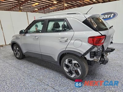 Drugie zdjęcie samochodu z przodu: 2025 HYUNDAI VENUE SEL VIN:KMHRC8A32SU372341 - miniatura