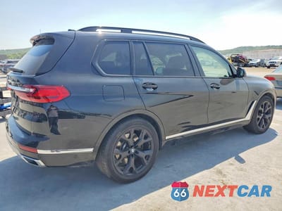 Trzecie zdjęcie samochodu z tyłu: 2022 BMW X7 XDRIVE40I VIN:5UXCW2C02N9J14750 - miniatura