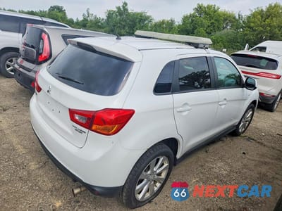 Trzecie zdjęcie samochodu z tyłu: 2015 MITSUBISHI OUTLANDER SPORT ES VIN:4A4AP3AU2FE015803 - miniatura