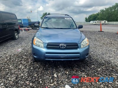 Piąte zdjęcie samochodu w środku: 2006 TOYOTA RAV4 BASE VIN:JTMBD35VX65038690 - miniatura