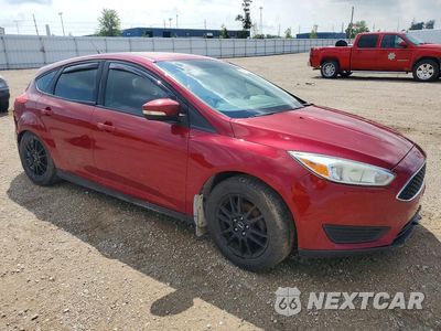 Czwarte zdjęcie samochodu z boku: 2016 FORD FOCUS SE VIN:1FADP3K23GL314110 - miniatura