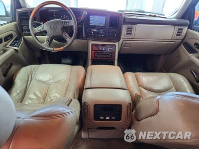 Zdjęcie 8 z 12 samochodu: 2003 CADILLAC ESCALADE EXT VIN:3GYEK63NX3G179507 - miniatura