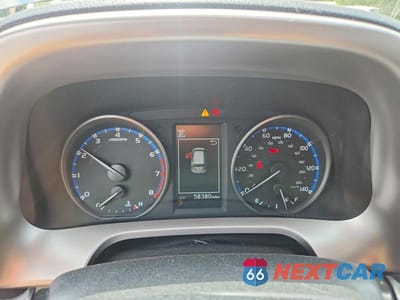 Zdjęcie 9 z 13 samochodu: 2017 TOYOTA RAV4 LE VIN:JTMZFREV9HJ711507 - miniatura