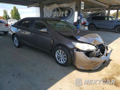 Czwarte zdjęcie samochodu z boku: 2017 TOYOTA CAMRY LE VIN:4T1BF1FK5HU741895 - miniatura