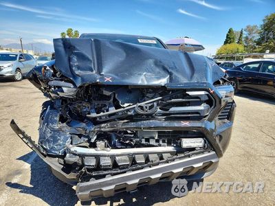 Piąte zdjęcie samochodu w środku: 2026 TOYOTA TACOMA SR5 VIN:3TMKB5FNXTM066155 - miniatura