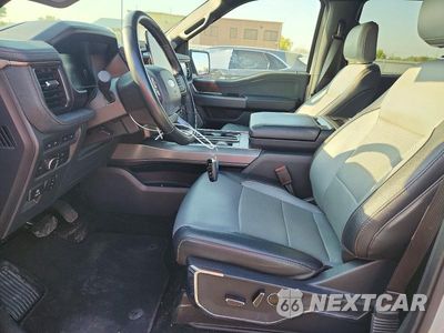 Zdjęcie 7 z 12 samochodu: 2022 FORD F150 LIGHTNING PRO VIN:1FTVW1EL8NWG16160 - miniatura
