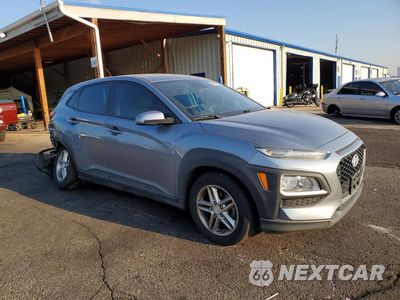 Czwarte zdjęcie samochodu z boku: 2019 HYUNDAI KONA SE VIN:KM8K12AA7KU254949 - miniatura