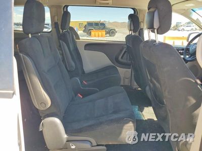 Zdjęcie 11 z 14 samochodu: 2016 DODGE GRAND CARAVAN SE VIN:2C4RDGBG4GR243440 - miniatura