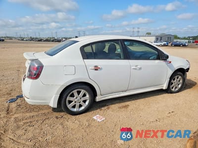 Trzecie zdjęcie samochodu z tyłu: 2011 NISSAN SENTRA 2.0 VIN:3N1AB6AP9BL726039 - miniatura