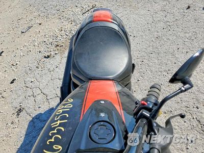 Piąte zdjęcie samochodu w środku: 2018 SUZUKI VZR1800 VIN:JS1VY53A2J2100357 - miniatura