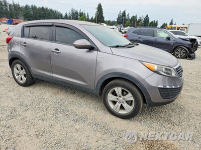 Czwarte zdjęcie samochodu z boku: 2013 KIA SPORTAGE LX VIN:KNDPBCA22D7475558 - miniatura
