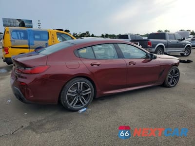 Trzecie zdjęcie samochodu z tyłu: 2024 BMW M850XI VIN:WBAGV8C0XRCP42943 - miniatura