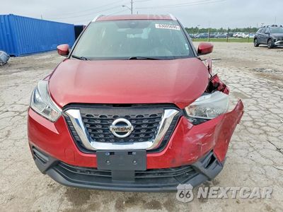Piąte zdjęcie samochodu w środku: 2020 NISSAN KICKS SV VIN:3N1CP5CVXLL526000 - miniatura