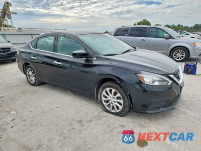 Czwarte zdjęcie samochodu z boku: 2018 NISSAN SENTRA SV VIN:3N1AB7AP3JY236655 - miniatura