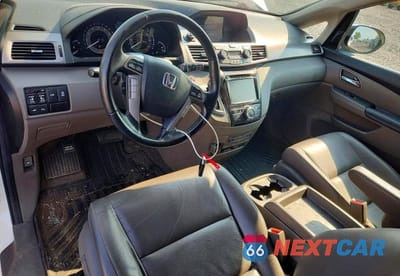 Zdjęcie 8 z 13 samochodu: 2014 HONDA ODYSSEY TOURING VIN:5FNRL5H98EB023419 - miniatura