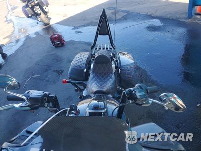 Piąte zdjęcie samochodu w środku: 2019 HARLEY-DAVIDSON FLTRX VIN:1HD1KHC32KB679441 - miniatura