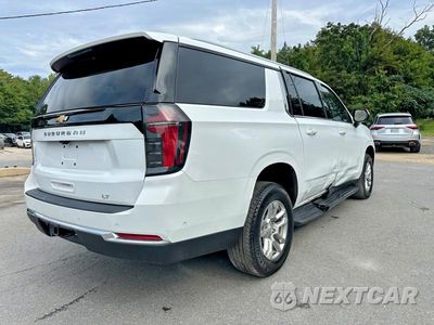 Trzecie zdjęcie samochodu z tyłu: 2025 CHEVROLET SUBURBAN K1500 LT VIN:1GNS6CRDXSR290820 - miniatura