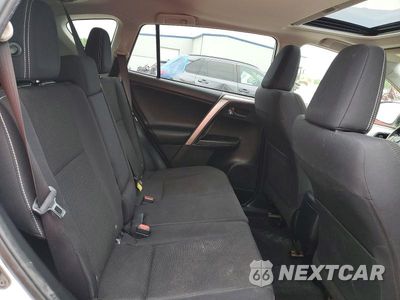 Zdjęcie 11 z 14 samochodu: 2017 TOYOTA RAV4 XLE VIN:JTMRFREV3HD199161 - miniatura