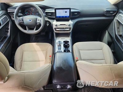 Zdjęcie 8 z 13 samochodu: 2021 FORD EXPLORER VIN:1FMSK7BH1MGA15341 - miniatura