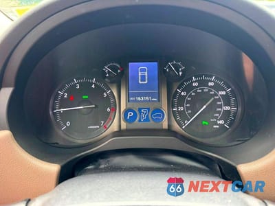 Zdjęcie 8 z 10 samochodu: 2019 LEXUS GX 460 VIN:JTJBM7FXXK5215365 - miniatura