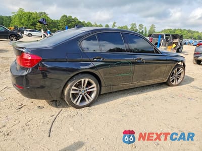 Trzecie zdjęcie samochodu z tyłu: 2013 BMW 328 XI VIN:WBA3B3C5XDF535708 - miniatura