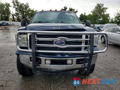 Piąte zdjęcie samochodu w środku: 2005 FORD F350 SRW SUPER DUTY VIN:1FTWW31P65ED33111 - miniatura