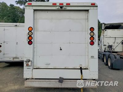 Zdjęcie 6 z 12 samochodu: 2004 FREIGHTLINER MT45 CHASSIS DELIVERY TRUCK VIN:4UZAANCP64CL85264 - miniatura