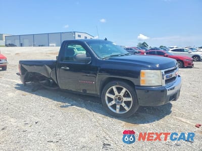 Czwarte zdjęcie samochodu z boku: 2007 CHEVROLET SILVERADO C1500 CLASSIC VIN:1GCEC14X77Z600319 - miniatura