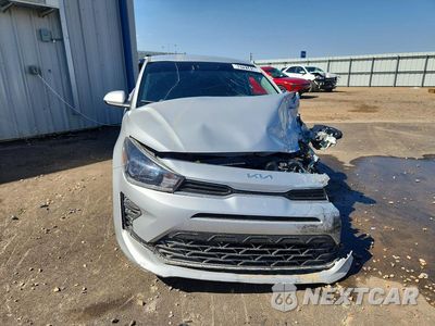 Piąte zdjęcie samochodu w środku: 2023 KIA RIO S VIN:3KPA24AD2PE621233 - miniatura