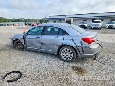 Drugie zdjęcie samochodu z przodu: 2014 CHRYSLER 200 LX VIN:1C3CCBABXEN197290 - miniatura