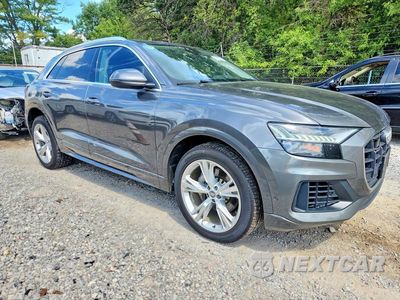 Czwarte zdjęcie samochodu z boku: 2019 AUDI Q8 PRESTIGE VIN:WA1CVAF13KD031124 - miniatura