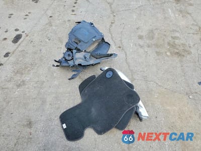 Zdjęcie 12 z 13 samochodu: 2016 BMW 320 XI VIN:WBA8E5G59GNU21440 - miniatura