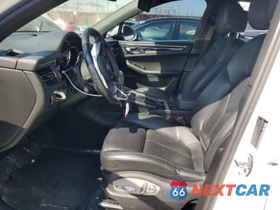 Zdjęcie 7 z 13 samochodu: 2021 PORSCHE MACAN VIN:WP1AA2A56MLB03773 - miniatura