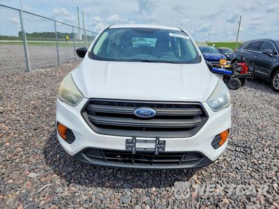 Piąte zdjęcie samochodu w środku: 2017 FORD ESCAPE S VIN:1FMCU0F78HUD86768 - miniatura