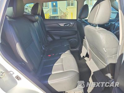 Zdjęcie 11 z 13 samochodu: 2016 NISSAN ROGUE SL VIN:5N1AT2MT2GC779031 - miniatura