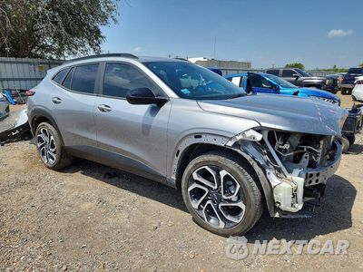 Czwarte zdjęcie samochodu z boku: 2025 CHEVROLET TRAX 2RS VIN:KL77LJEP9SC144159 - miniatura