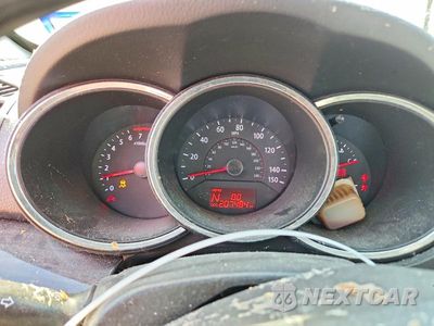 Zdjęcie 9 z 13 samochodu: 2012 KIA SORENTO LX VIN:5XYKT3A16CG215289 - miniatura