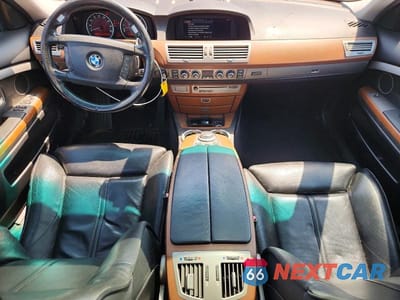 Zdjęcie 8 z 12 samochodu: 2006 BMW 750 LI VIN:WBAHN835X6DT26705 - miniatura