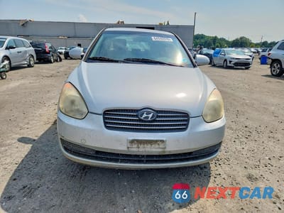 Piąte zdjęcie samochodu w środku: 2007 HYUNDAI ACCENT GLS VIN:KMHCN46C77U119542 - miniatura