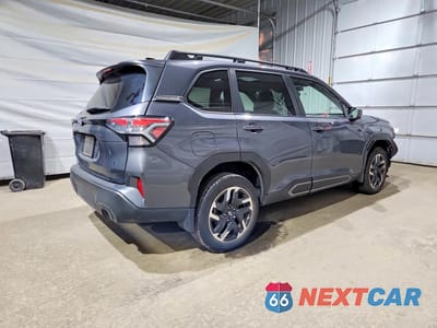 Trzecie zdjęcie samochodu z tyłu: 2025 SUBARU FORESTER LIMITED VIN:JF2SLDRC6SH510038 - miniatura