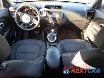 Zdjęcie 8 z 14 samochodu: 2017 KIA SOUL + VIN:KNDJP3A52H7412399 - miniatura
