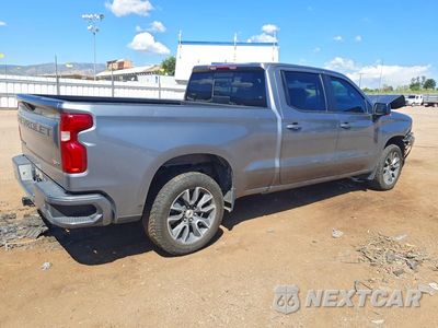 Trzecie zdjęcie samochodu z tyłu: 2021 CHEVROLET SILVERADO K1500 RST VIN:3GCUYEEDXMG215079 - miniatura