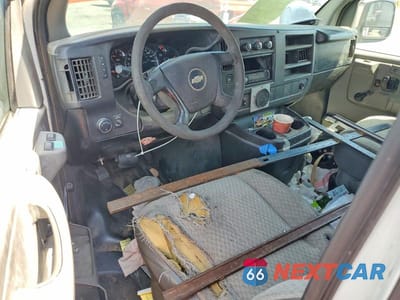 Zdjęcie 8 z 13 samochodu: 2009 CHEVROLET EXPRESS G1500 VIN:1GCFG15XX91135530 - miniatura